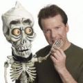 Comedy Central zeigt die „Jeff Dunham Show“ – US-Comedian verlässt mit seinen Puppen die Bühne – Bild: Comedy Central