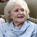 Betty White wieder bei "Reich und Schön" (Spoiler!) – "Golden Girls"-Star erneut als Stephanie Forresters Mutter zu sehen – Bild: Touchstone Pictures
