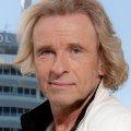 Thomas Gottschalk bis 2012 bei „Wetten, dass..?“ – Vertragsverlängerung nach Waldspaziergang – Bild: ZDF/​Jonas Mohr