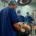 "Die Knochen-Docs": Chirurgen bei der Arbeit – SWR erzählt Geschichten aus der Heidelberger Orthopädie – Bild: SWR/Woetzel