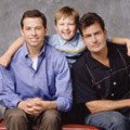 Charlie Sheen will bei "Two and a Half Men" aussteigen – Schauspieler lehnt Angebot für achte Staffel ab – Bild: CBS Corporation
