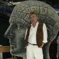 "Wetten, dass..?"-Bühnenbildner Pit Fischer gestorben – 73-jähriger prägte 25 Jahre lang die Optik der ZDF-Show – Bild: ZDF/Wolfgang Lehmann "Wetten, dass..?"-Bühnenbildner Pit Fischer gestorben – 73-jähriger prägte 25 Jahre lang die Optik der ZDF-Show – Bild: ZDF/Wolfgang Lehmann