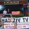 Dumm gelaufen: RTL zeigt Anti-RTL-Plakat – Protest gegen niveauloses Nachmittagsprogramm – Bild: RTL (Screenshot)