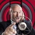 Phil Collins wird Sat.1-Senderbotschafter – Neue Programmtrailer ab 1. November – Bild: Sat.1/Benedikt Müller Phil Collins wird Sat.1-Senderbotschafter – Neue Programmtrailer ab 1. November – Bild: Sat.1/Benedikt Müller