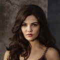 Danielle Campbell – Bild: The CW Network/ Mathieu Young Danielle Campbell – Bild: The CW Network/ Mathieu Young