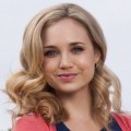 Fiona Gubelmann – Bild: 2013 Bluebush Productions, LLC. All rights reserved. Fiona Gubelmann – Bild: 2013 Bluebush Productions, LLC. All rights reserved.