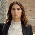 Geraldine Pailhas – Bild: Netflix/Federation Entertainment Geraldine Pailhas – Bild: Netflix/Federation Entertainment