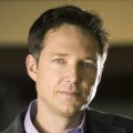George Newbern – Bild: Puls 4 George Newbern – Bild: Puls 4