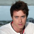 James Murray – Bild: Puls 8 James Murray – Bild: Puls 8