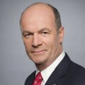 John Finn – Bild: Warner John Finn – Bild: Warner