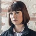 Julie Ann Emery – Bild: 2016 CBS Broadcasting, Inc. All Rights Reserved Lizenzbild frei Julie Ann Emery – Bild: 2016 CBS Broadcasting, Inc. All Rights Reserved Lizenzbild frei