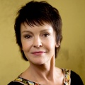 Katrin Sass – Bild: ARD/Julia Terjung Katrin Sass – Bild: ARD/Julia Terjung