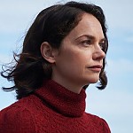 Ruth Wilson – Bild: BBC/Kerry Brown Ruth Wilson – Bild: BBC/Kerry Brown