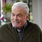 Stacy Keach – Bild: Fox Broadcasting Company Stacy Keach – Bild: Fox Broadcasting Company