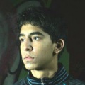 Dev Patel – Bild: Channel 4 Television Corporation Dev Patel – Bild: Channel 4 Television Corporation