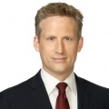 Reed Diamond – Bild: Turner Broadcasting System, Inc. Reed Diamond – Bild: Turner Broadcasting System, Inc.