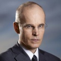 Željko Ivanek – Bild: Universal Media Studios Željko Ivanek – Bild: Universal Media Studios