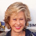 Yeardley Smith – Bild: Doug Kline of http://popculturegeek.com/, Yeardley Smith 2012, CC BY 2.0 Yeardley Smith – Bild: Doug Kline of http://popculturegeek.com/, Yeardley Smith 2012, CC BY 2.0