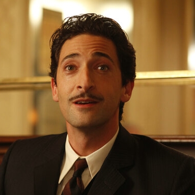 Adrien Brody – Bild: Puls 8