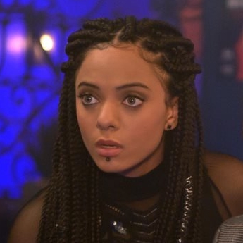 Aleyse Shannon – Bild: The CW Network, LLC.