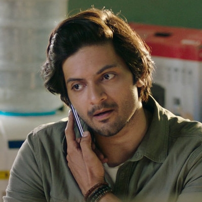 Ali Fazal – Bild: Zee.One