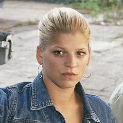 Anne Arzenbacher – Bild: SRF/ZDF/Uwe Frauendorf