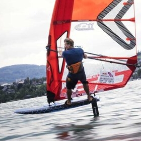 Björn Dunkerbeck – Bild: Red Bull Content Pool / Markus Berger