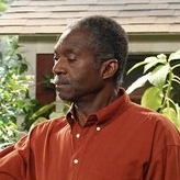 Charles Robinson – Bild: 2010 CBS Broadcasting Inc. All Rights Reserved. Lizenzbild frei