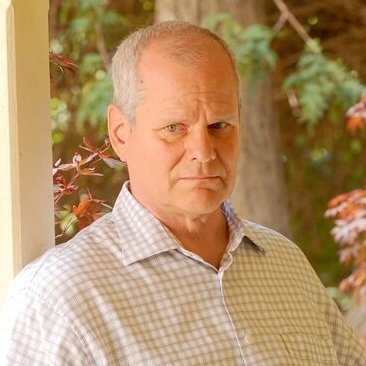 Chris Ellis – Bild: Warner Bros. Television