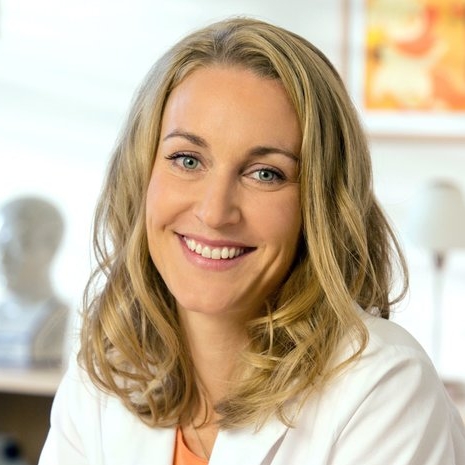 Christina Athenstädt – Bild: ARD/BR/Volker Roloff