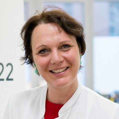 Prof. Clara Lehmann – Bild: WDR/​Ben Knabe
