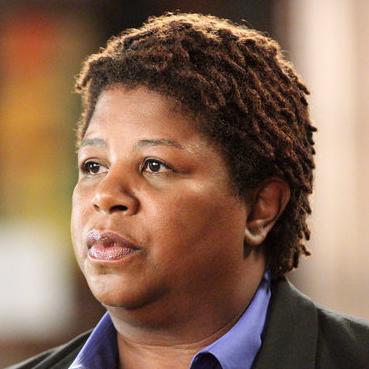 Cleo King – Bild: Puls 8