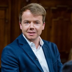 Cornelius Pollmer – Bild: ZDF/Svea Pietschmann