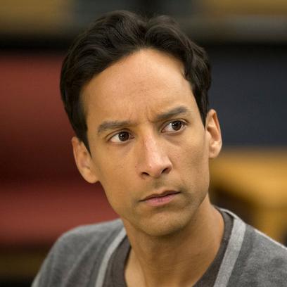 Danny Pudi – Bild: ProSieben Fun