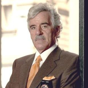 Dennis Farina – Bild: RTL Nitro Dennis Farina – Bild: RTL Nitro