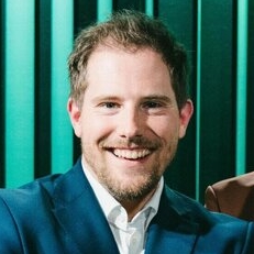 Dennis Wolter – Bild: Joyn / Felix Görgens