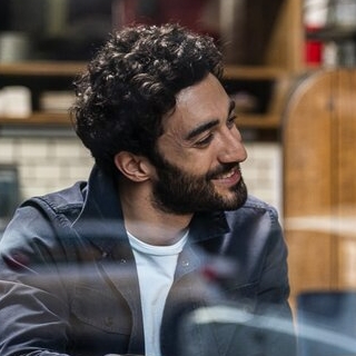 Eidin Jalali – Bild: ARD Degeto/Alexander Janetzko