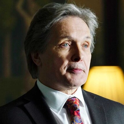 Endre Hules – Bild: Richard Cartwright / American Broadcasting Companies / Universal TV