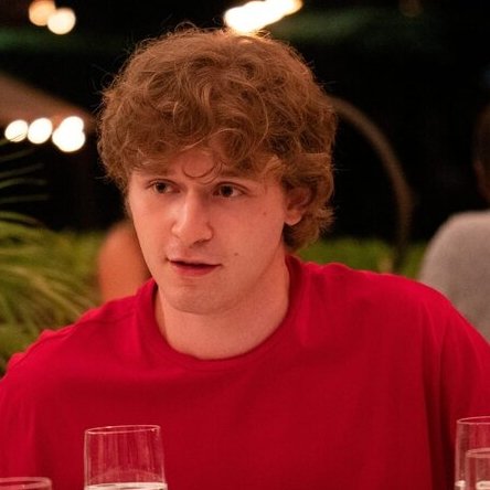 Fred Hechinger – Bild: HBO Fred Hechinger – Bild: HBO