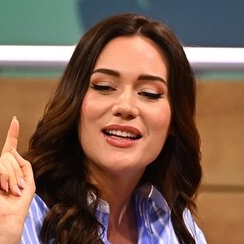 Gloria-Sophie Burkandt – Bild: Joyn / Willi Weber