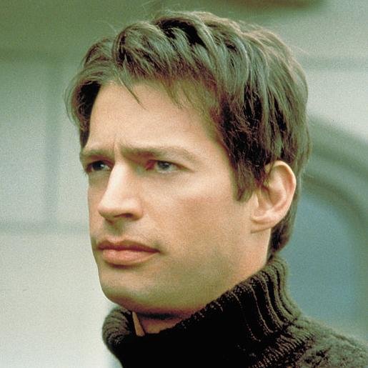 Harry Connick Jr. – Bild: 2004 Sony Pictures Television International. All Rights Reserved. Lizenzbild frei