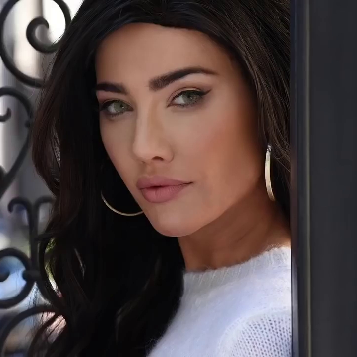 Jacqueline MacInnes Wood