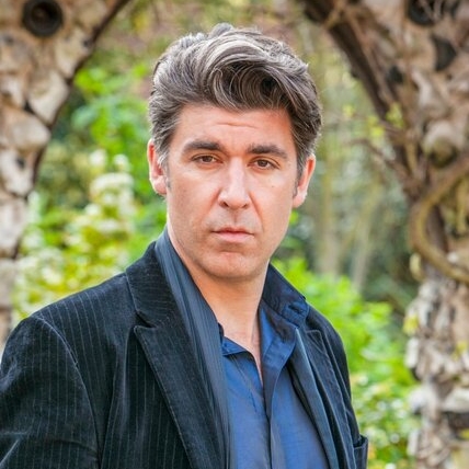 James Lance – Bild: ORF/ZDF/All3Media/Mark Bourdillon