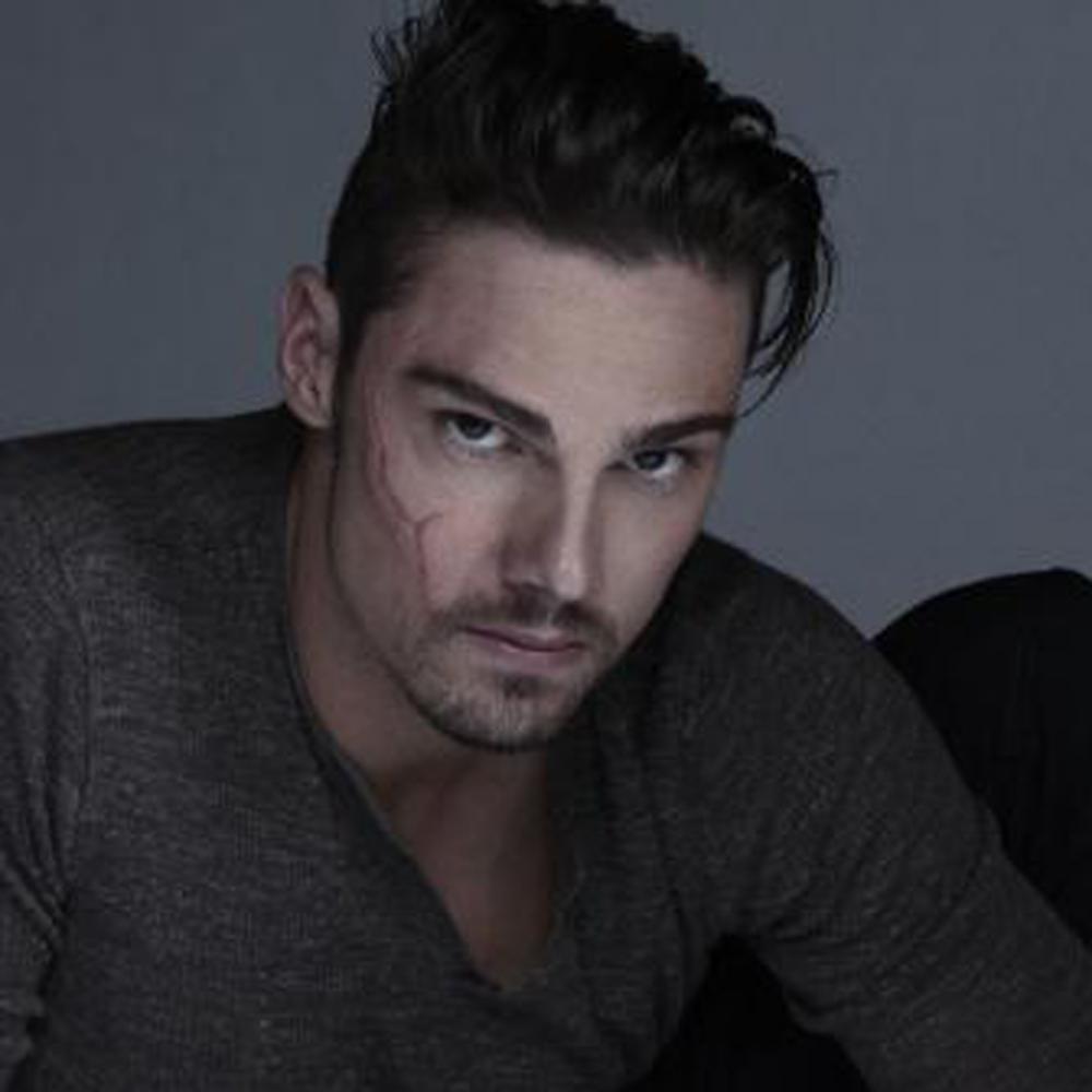 Jay Ryan – Bild: Nino Munoz/The CW