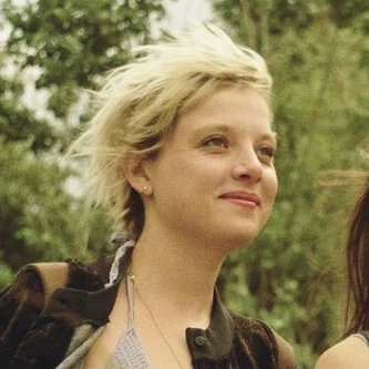 Jella Haase – Bild: ZDF/Martin Neumeyer