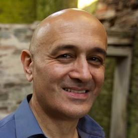 Prof. Jim Al-Khalili – Bild: Servus TV