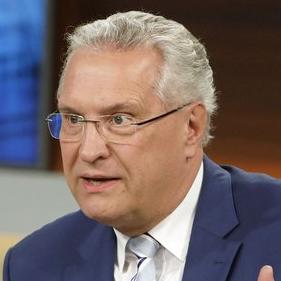 Joachim Herrmann – Bild: NDR/Wolfgang Borrs