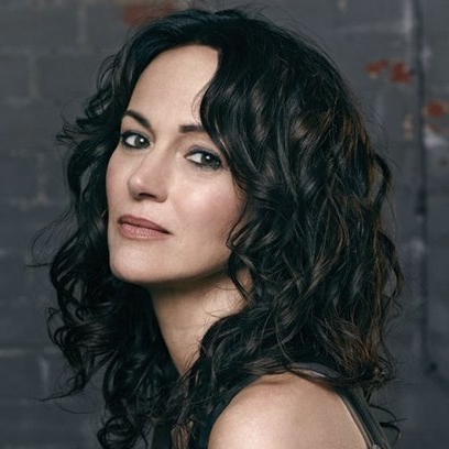 Joanna Going – Bild: AXN