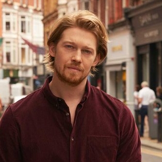 Joe Alwyn – Bild: ZDF/Enda Bowe