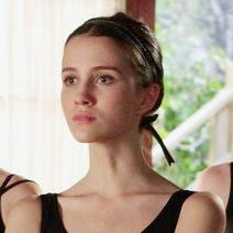 Julia Goldani Telles – Bild: SRF